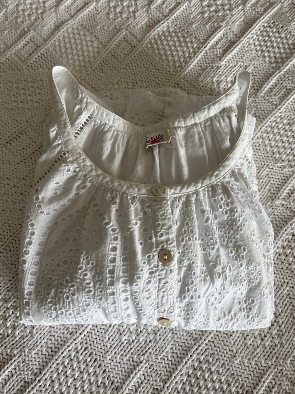 Faherty Carmel Eyelet Organic Cotton Top In White Sz M - Picture 10 of 10